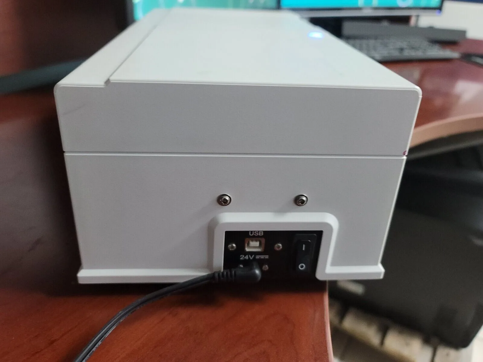 PR 4100 Absorbance Microplate Reader - Image 6